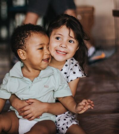 Photo kids treasure hunt